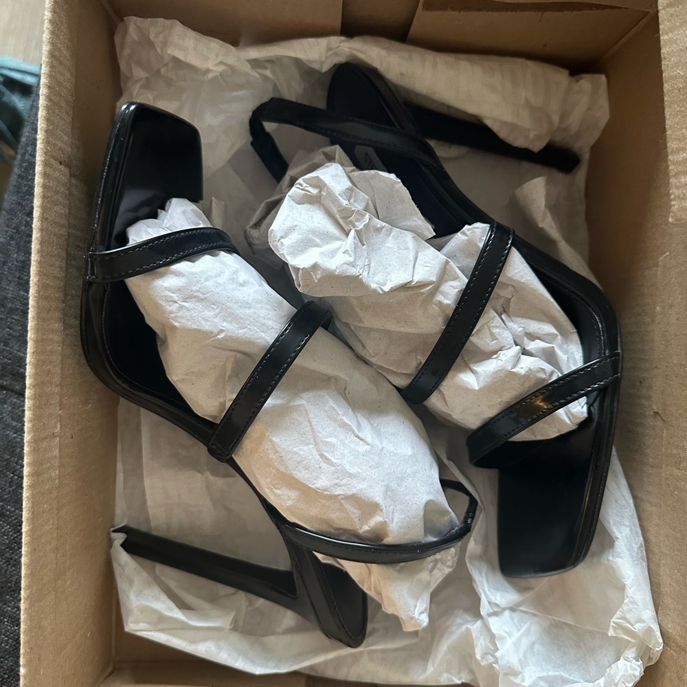 Black Steve Madden heels